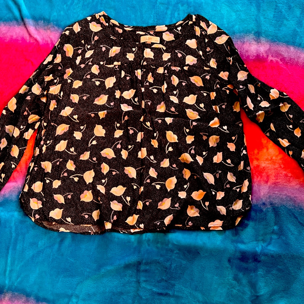 Black floral top